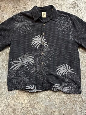 Jamaica Jaxx Black Short-Sleeve Tropical Print Button-Down Shirt